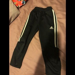 Kids adidas pants size 5